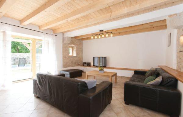 Villa 704 Batlug Buitenkant foto