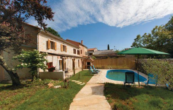 Villa 704 Batlug Buitenkant foto